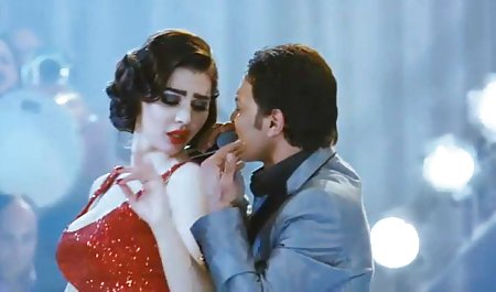 دختر سیاه پسر را به سمت خودش کشید کلیپ سکسی کوتاه خارجی