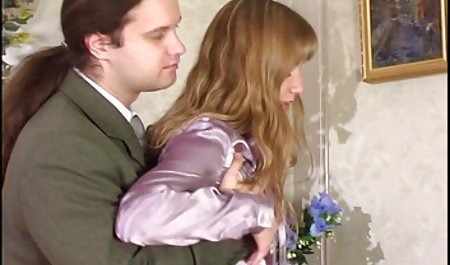 فیلم سکس زن کون گنده خارجی آماتور لزبین توسط استخر