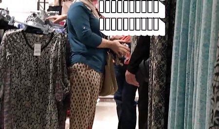 کودک خمیده محکم فیلم سکسی مادر با پسر خارجی بین بچه هایش کشید