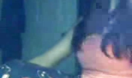 او به آرامی بیدمشک خود را پرورش می دهد دانلود فیلم سکسی خارج