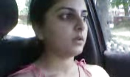 میلا در دهان لعنتی دانلود فیلم جدید سکسی خارجی است و صورتش را تقدیر می کند