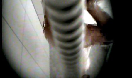 Iggy Amore روی ویبراتور کلیک می کند فیلم سکسی خارجی ۲۰۱۸