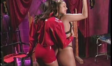 ابی سکس خارجی با سگ کت الاغش را می کشد