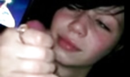 یک ورزشکار فیلم سکس کردن خارجی بالغ در ورزشگاه رابطه جنسی دارد