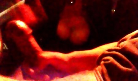 ملیسا مای محبوب او را انگشت سکسی خارجی زن زد