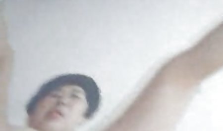 هاهال ژاپنی دوست دارد بیدمشک یک دختر را از طریق شورتش فیلم سکسی خارجی خفن نشان دهد