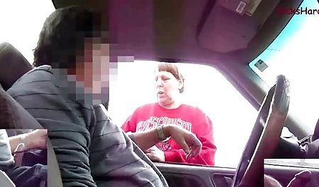 دختر لبهای سوپر خارجی دوجنسه کار دارد