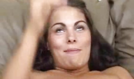 جی سامرز روی تخت خودارضایی می کند دانلود فیلم سکسی خارجی خفن