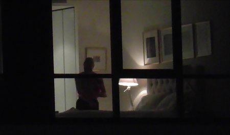 سامانتا هیز عاشق لگد زدن سگسهای خارجی است