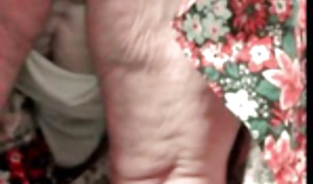 زن سبک و جلف جلوی سکس بکن بکن خارجی آینه شیطان است