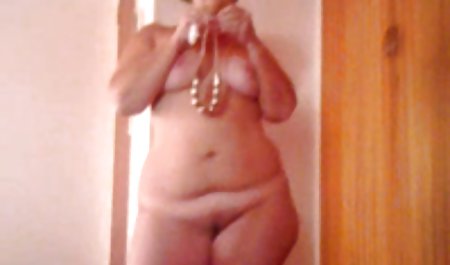 ملکه سیلیکون پسر فیلم سکسی ۲۰۱۸ خارجی را با مشغول استمناء می کند