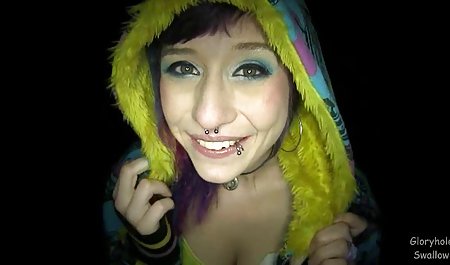 دختر ژاپنی با یک خروس کوچک که رابطه جنسی با فیلم سکسی خارجی ماساژ سبزه دارد