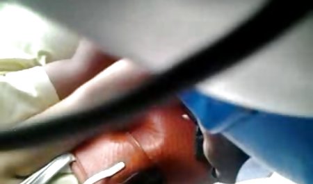 سایت های سکسی زوری خارجی بزرگسالان او را هیجان زده می کنند