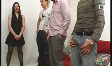 یک خانم باتجربه که فیلمهای سکسی خارجی خفن از سیگار کشیدن دیوانه است