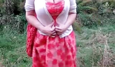 آلتا اقیان در جوراب سکسی خارجی ها خودارضایی می کند