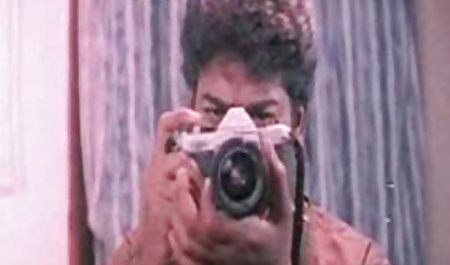 کودک روسی کاملاً خارجی عکس سکسی با خودش بازی می کرد