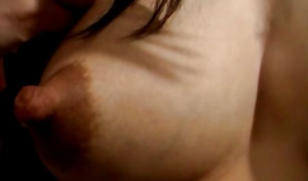 نه ماجراجویی جنسی یک خانم جوان سکس مامان خارجی