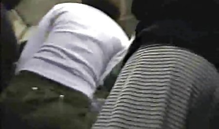 بابی استار هنگام لعنتی فیلم سکسی خارجی داغ داغ الاغ خود را به انگشت خود کشید