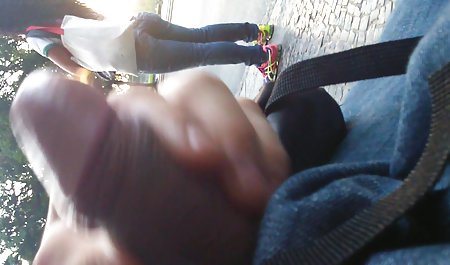 از blowjob سکش خارجی زیبا از یک دختر سکسی