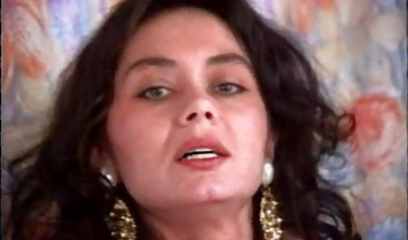 دوست پسر مشاع سیلیکونی را برای عکس های سکس خارجی جدید زنان بالغ لیس می زند