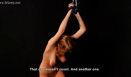 MILF سرخ برای استمناء کانال فیلم سکسی خارجی خودارضایی می کند