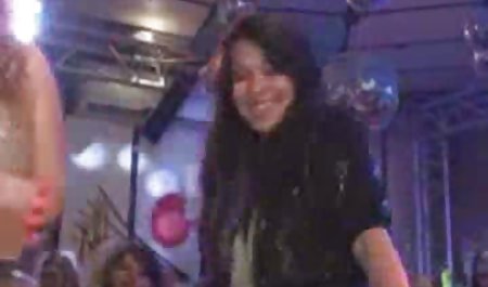 لزبین آسیایی دانلود کلیپ سکسی کوتاه خارجی و استراپون در بیدمشک مو