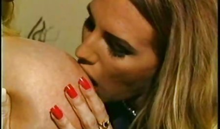 آسیایی ها جذابیت های خود را در فیلم سکسی خارجی انلاین حمام خراب می کنند