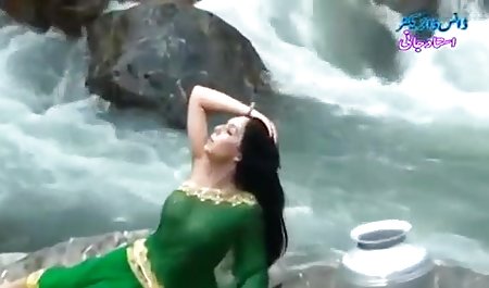 عیاشی کلیپ سکسی خارجی انلاین داغ با عروسک با عینک