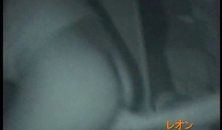 این دختر با لباس اروتیک عاشق خود را کوس گایی خارجی اغوا کرد